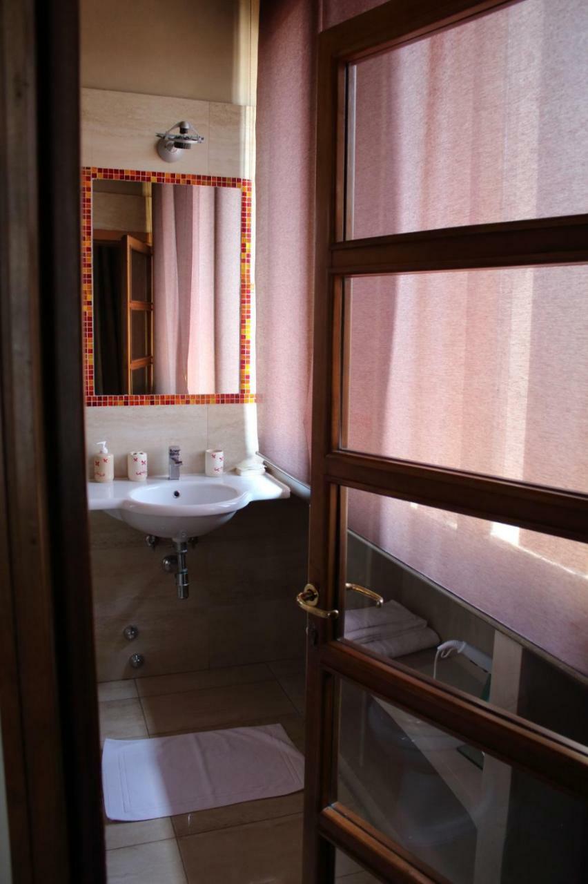 Centro Storico Hotel Foggia Buitenkant foto